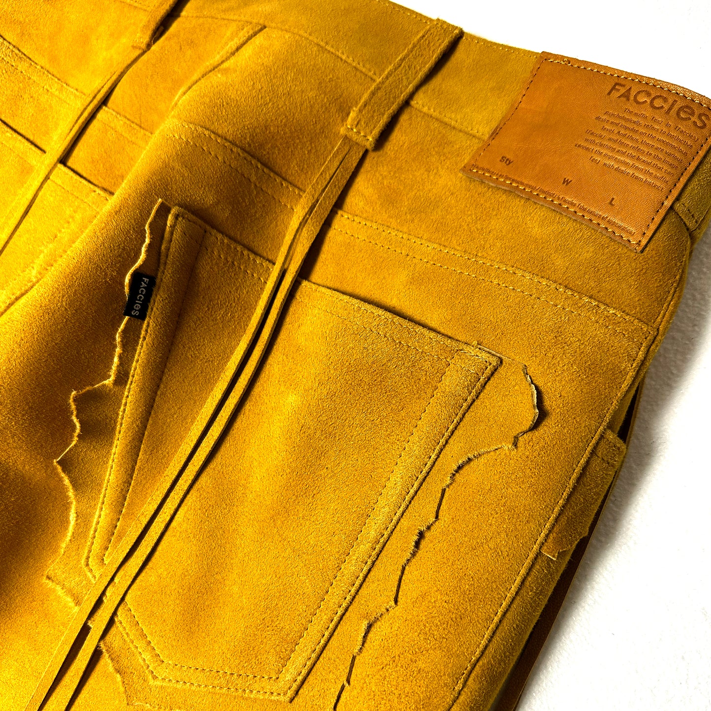 F24W03004 SUEDE FLARE PANTS