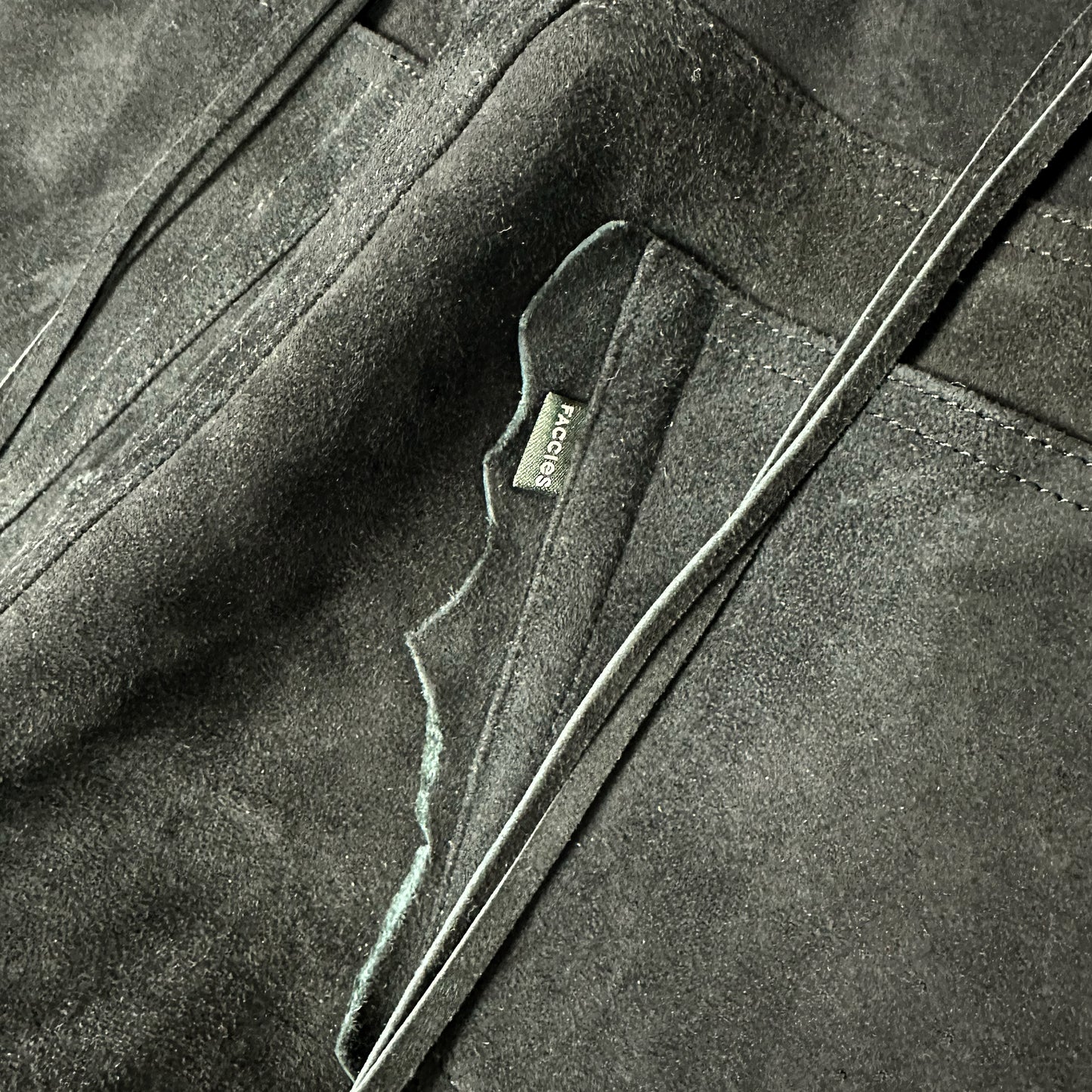 F24W03004 SUEDE FLARE PANTS