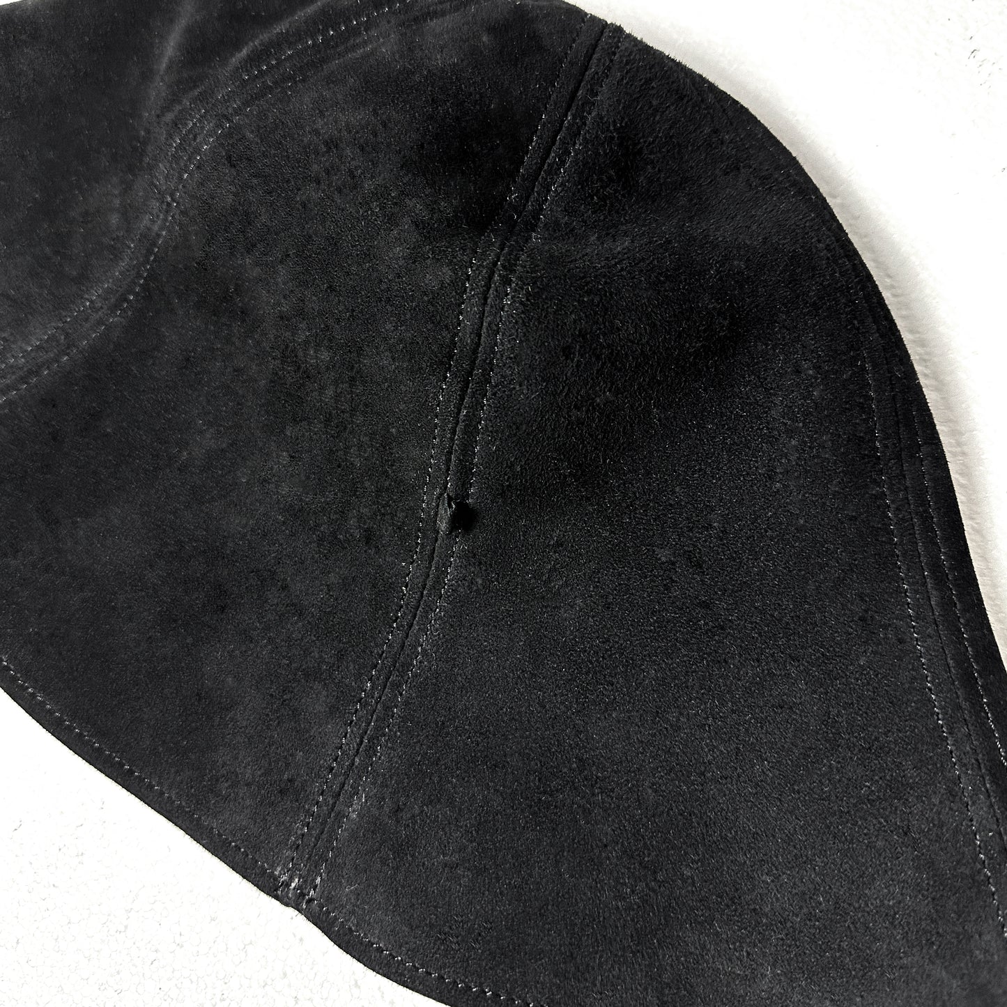 F24W03005 SUEDE TULIP HAT