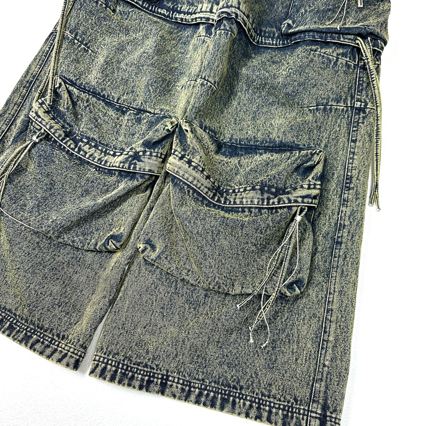F24W03009 MULTI-POCKET DENIM CARGO