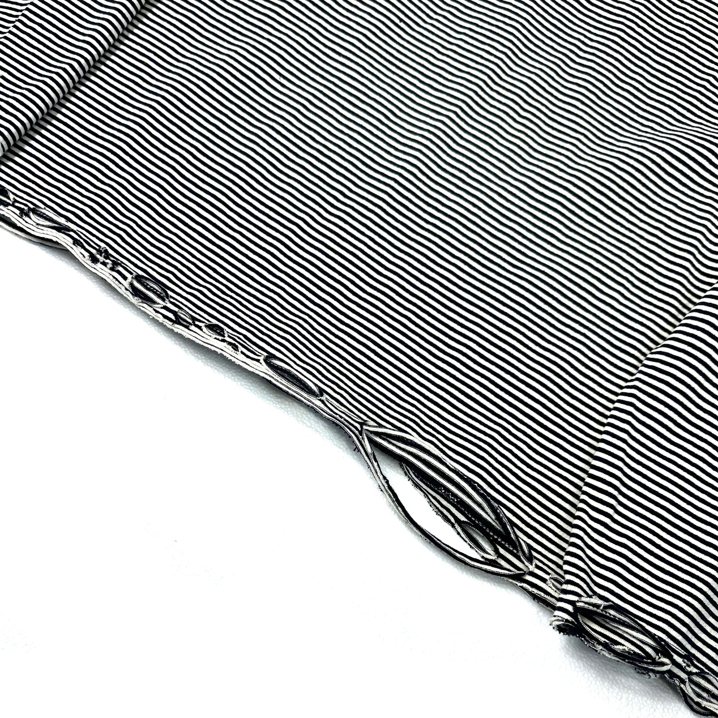 F24W02001-2　US COTTON BORDER LS (DAMAGE)